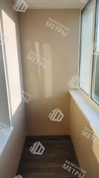 Остекление и отделка балкона в многоквартирном доме